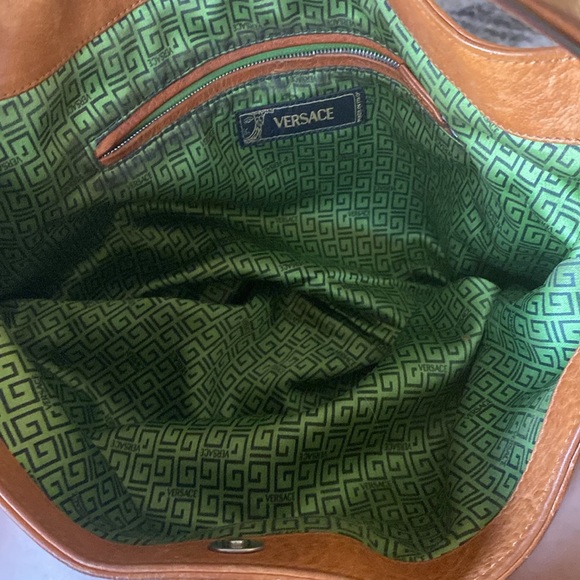 Vintage authentic Versace cognac purse - Picture 9 of 9